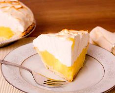 National Lemon Meringue Pie Day 2017