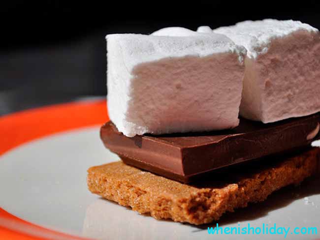 National S'mores Day 