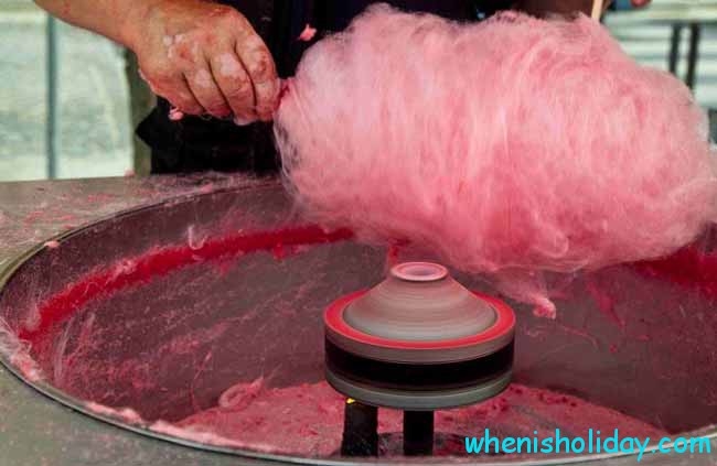 Making Cotton Candy