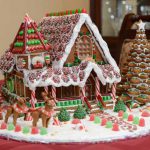 Gingerbread-House-Day-2