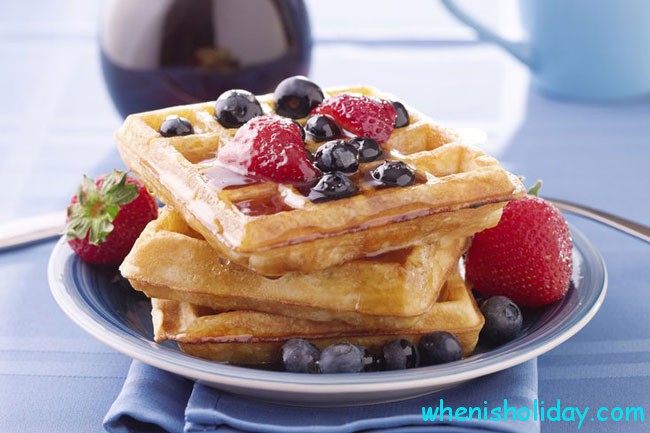 Waffles with berries 