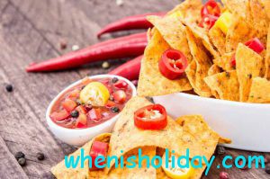 Tortilla Chips with salsa