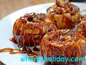 Sticky Buns with pecan