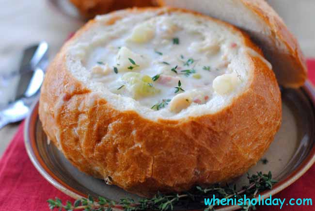 Clam Chowder in bread