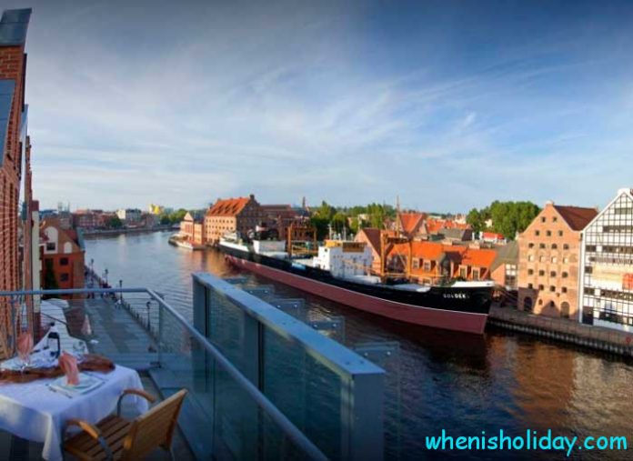 Eliksir: The Quintessential Restaurant in Gdansk Where Every Sip Meets the Perfect Bite